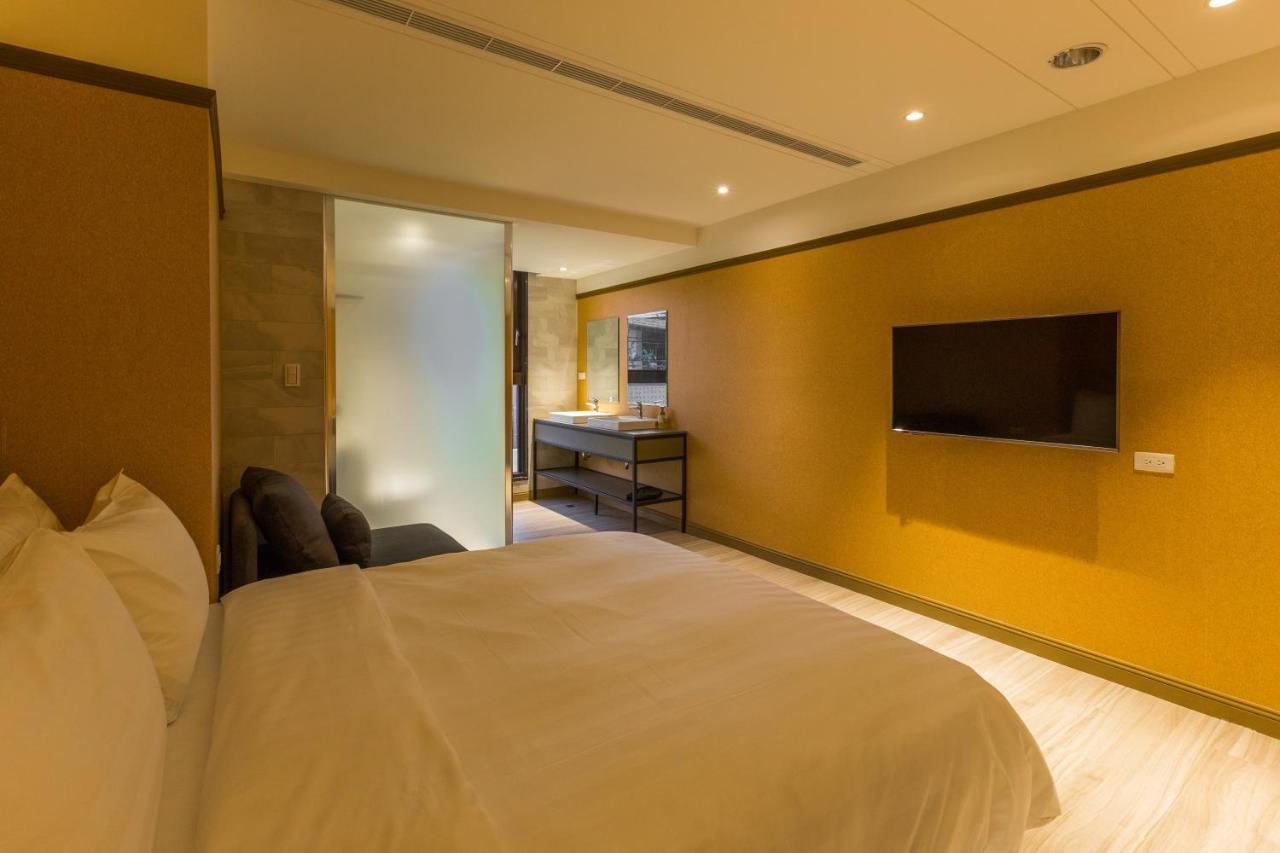 Q21 Hotel Kaohsiung Exterior foto